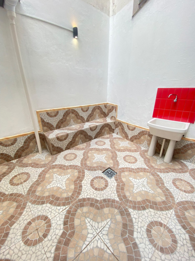 Apartamento ID.452 - Alquiler de apartamento de 1 dormitorio con amplio patio en Ciudad Vieja