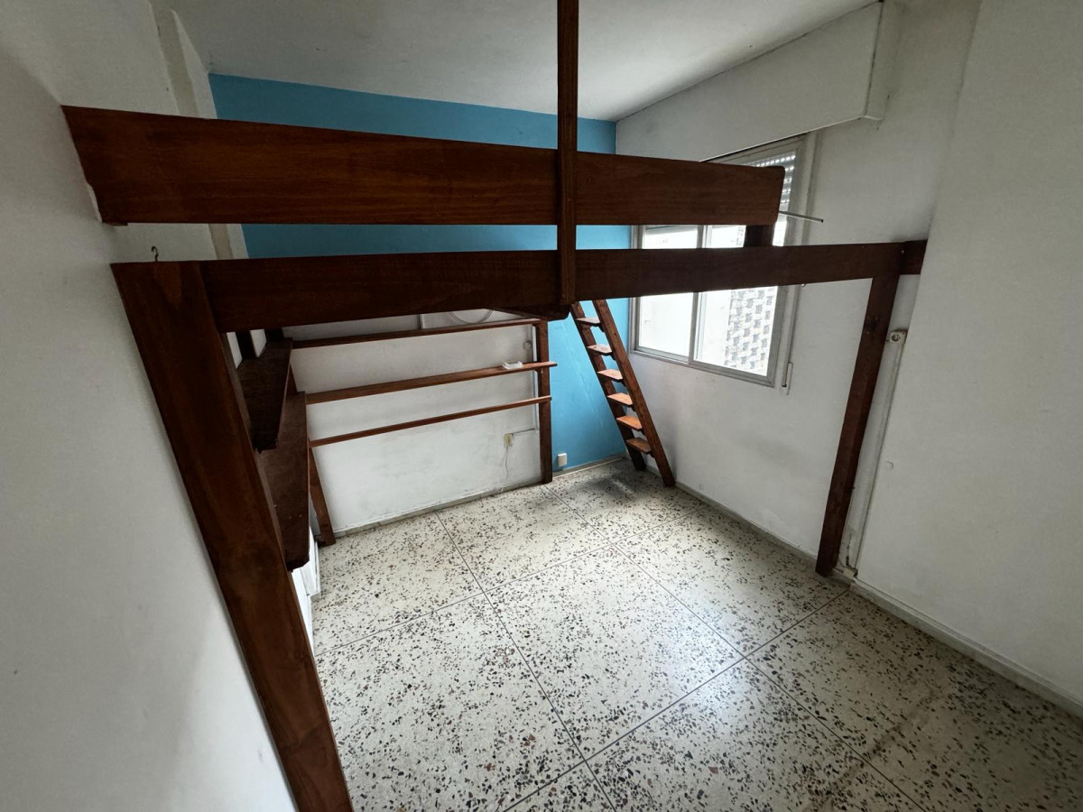 Apartamento ID.201 - Oportunidad ! Gran local con vivienda 1 o 2 dorm en Pocitos.