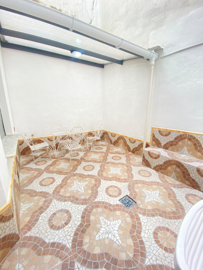 Apartamento ID.452 - Alquiler de apartamento de 1 dormitorio con amplio patio en Ciudad Vieja