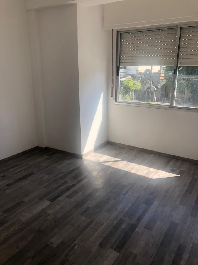 Apartamento ID.85 - Oportunidad de Inversión para renta! En Barrio Buceo 2 dorm!