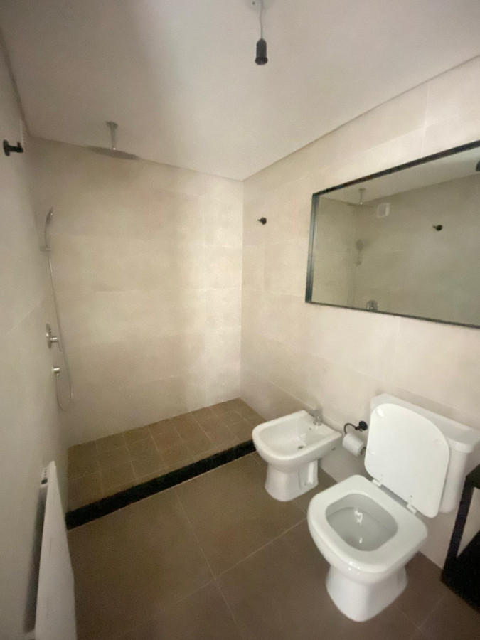 Apartamento ID.463 - Alquiler en Jardín Castellanos 1 dormitorio, piso 11 al frente