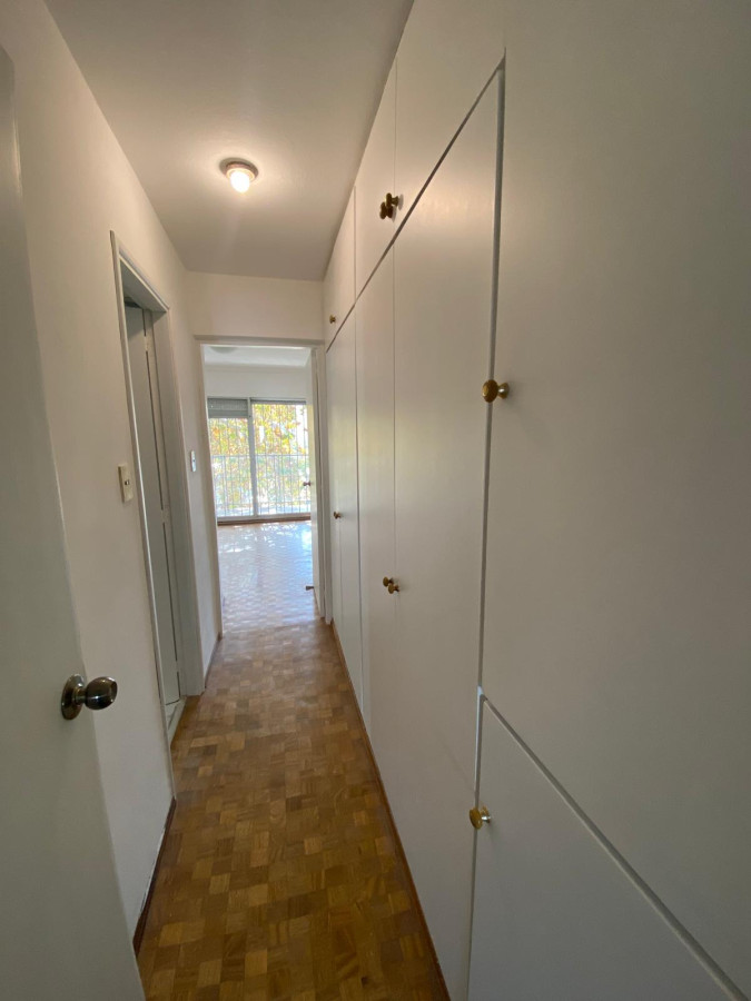 Apartamento ID.317 - Hermoso apartamento en Punta Carretas 4 dorm. En Venta!