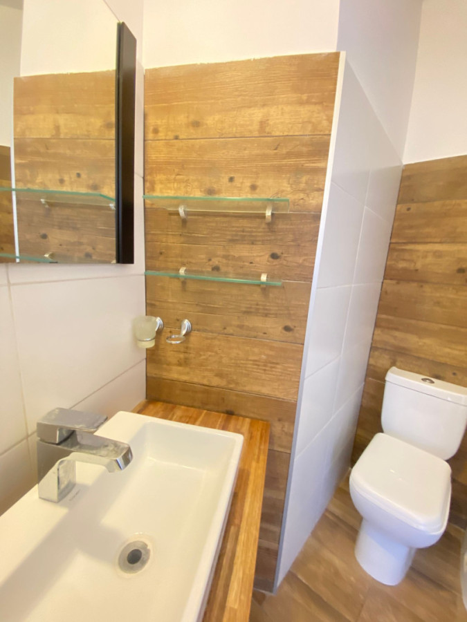 Apartamento ID.402 - Hermoso apartamento en alquiler 3 dorm frente al mar en Pocitos