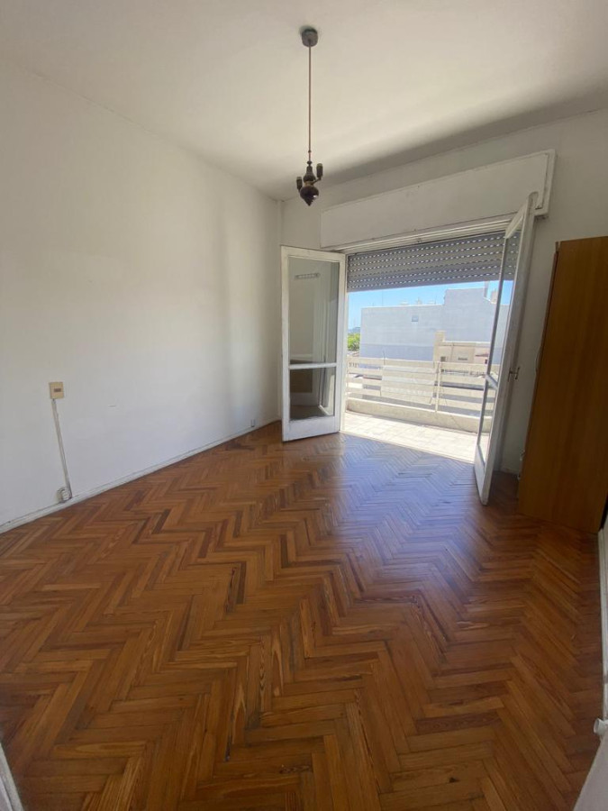 Apartamento ID.192 - Apartamento en excelente ubicación Colonia y MCM 2 dorm 