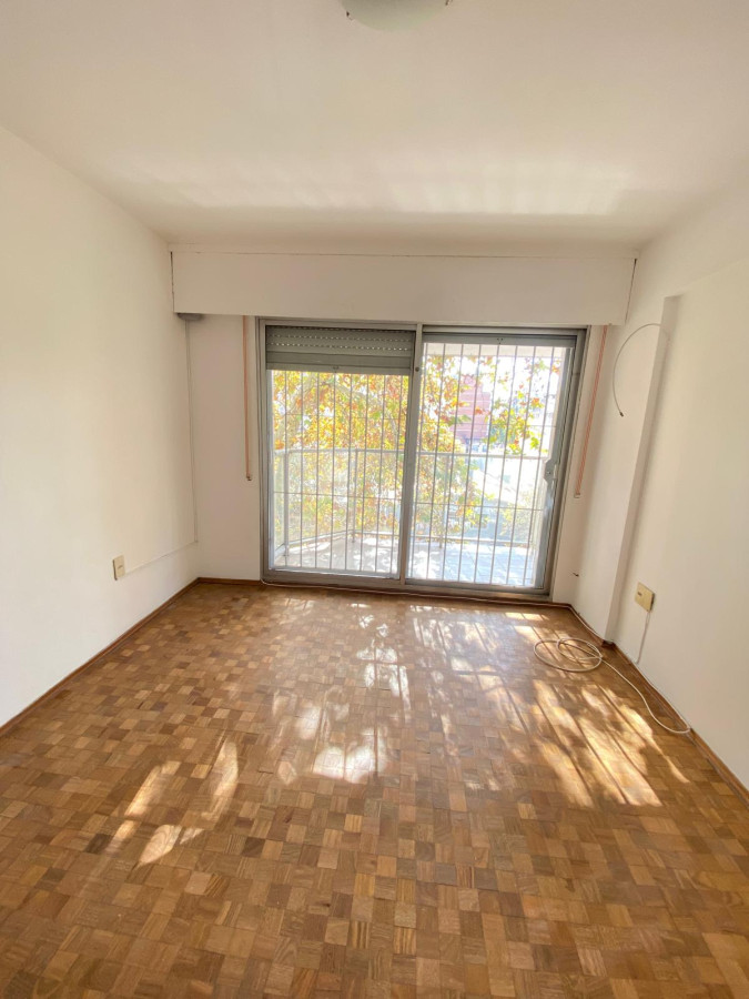 Apartamento ID.317 - Hermoso apartamento en Punta Carretas 4 dorm. En Venta!