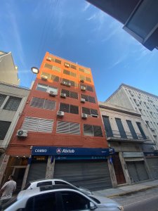 Monoambiente Ideal Oficina o Vivienda en la Ciudad Vieja con renta!