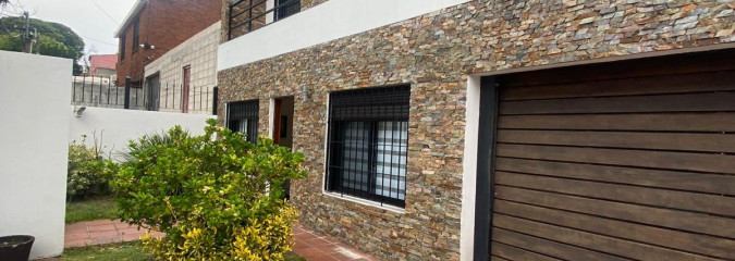 Hermosa Casa de 3 dorm. en el Barrio Buceo