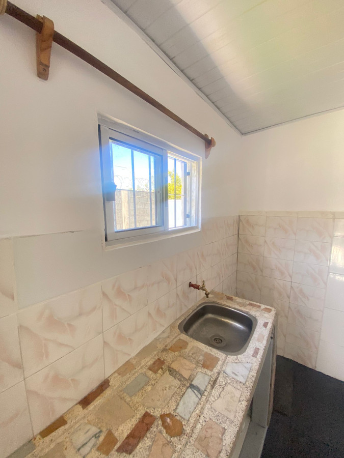 Casa ID.348 - Casa en ph 2 dorm gran fondo  Barrio Maroñas 