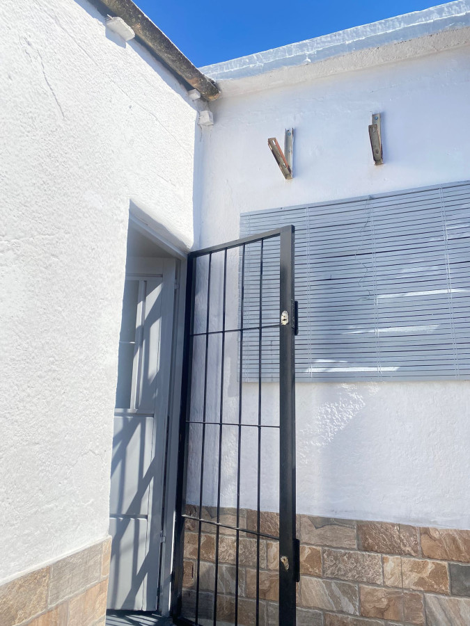 Casa ID.348 - Casa en ph 2 dorm gran fondo  Barrio Maroñas 