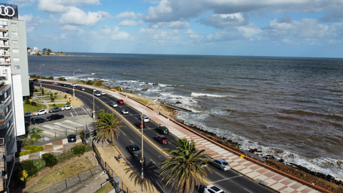 Casa ID.416 - Espectacular padron en Malvin.