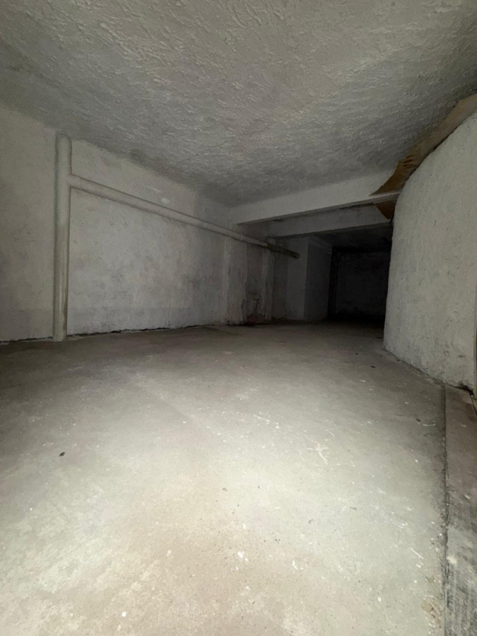 Casa ID.439 - Casa de 3 dorm en venta en el Centro con local comercial!