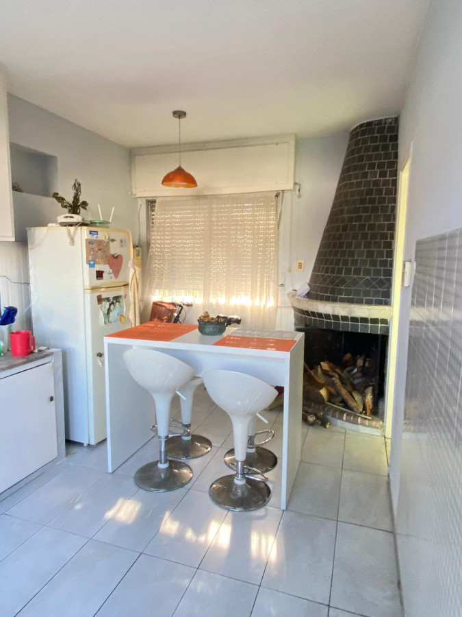 Casa ID.321 - Hermosa Casa en PU en Malvin 5 dorm y 2 baños con gge doble