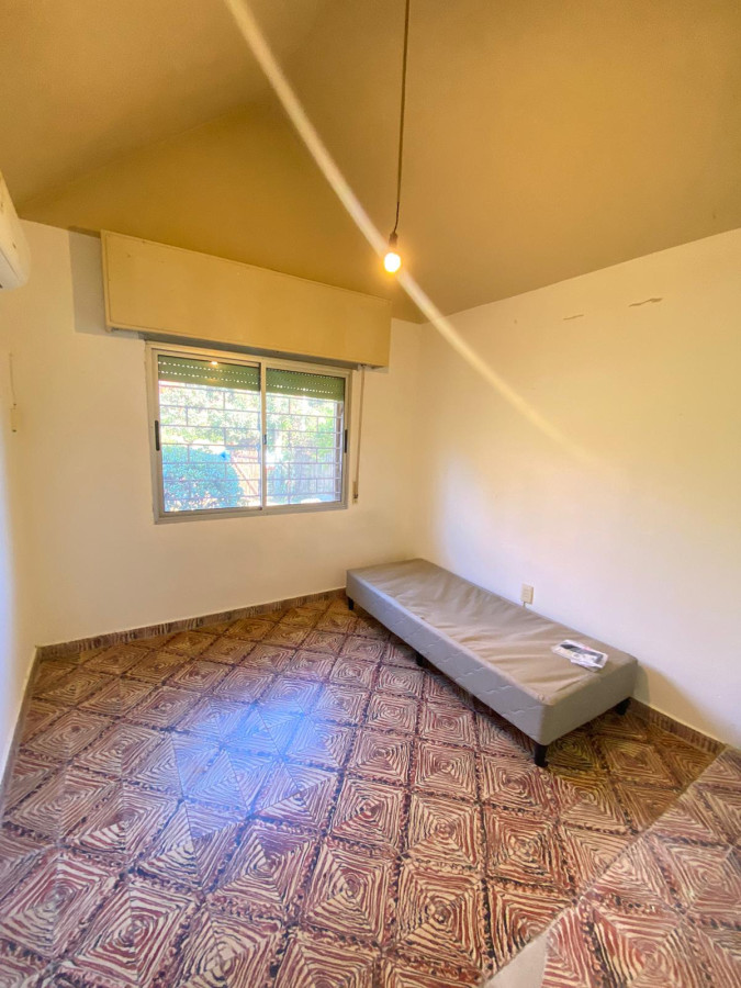 Casa ID.322 - En Venta Pinamar Sur 2 dorm a una cuadra del mar
