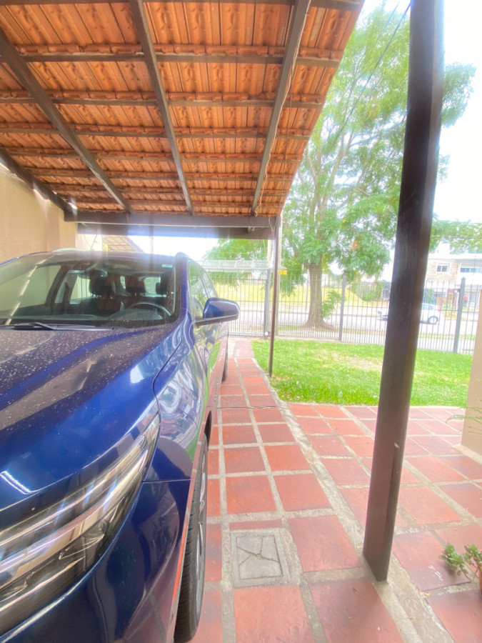 Casa ID.419 - Casa de 3 dormitorios con parrillero, terraza y jardín cerca de Plaza Italia Shopping