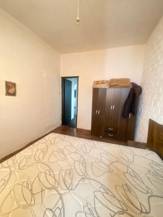 Casa ID.424 - Casa independiente con cochera en alquiler 2 dormitorios.