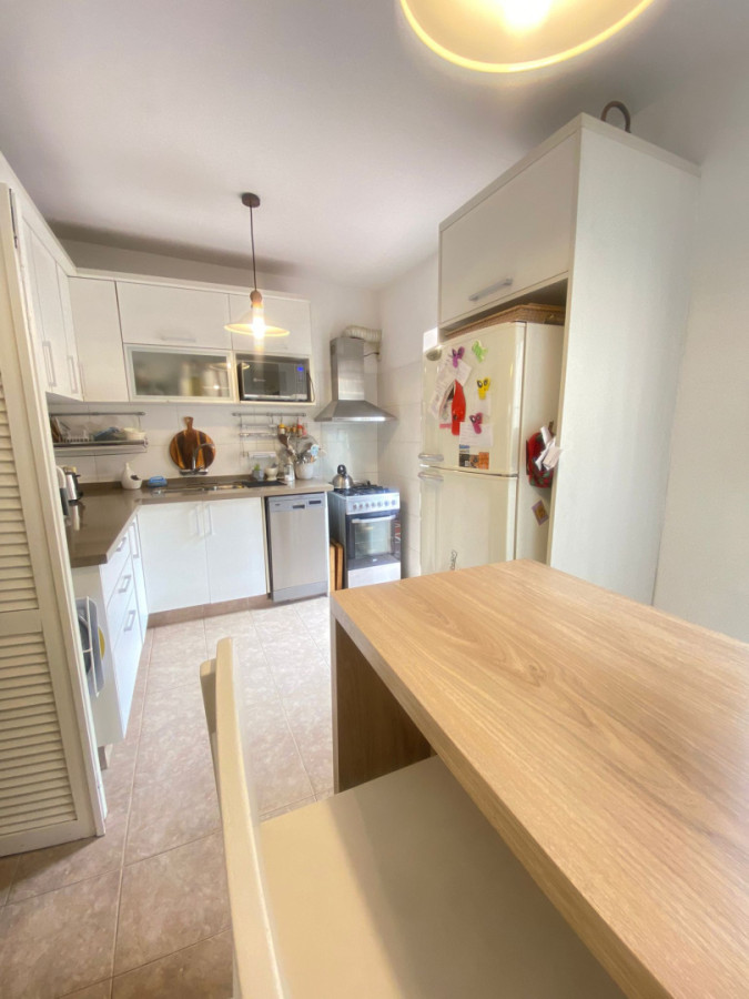 Casa ID.419 - Casa de 3 dormitorios con parrillero, terraza y jardín cerca de Plaza Italia Shopping