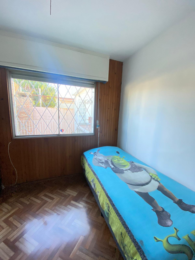 Casa ID.321 - Hermosa Casa en PU en Malvin 5 dorm y 2 baños con gge doble