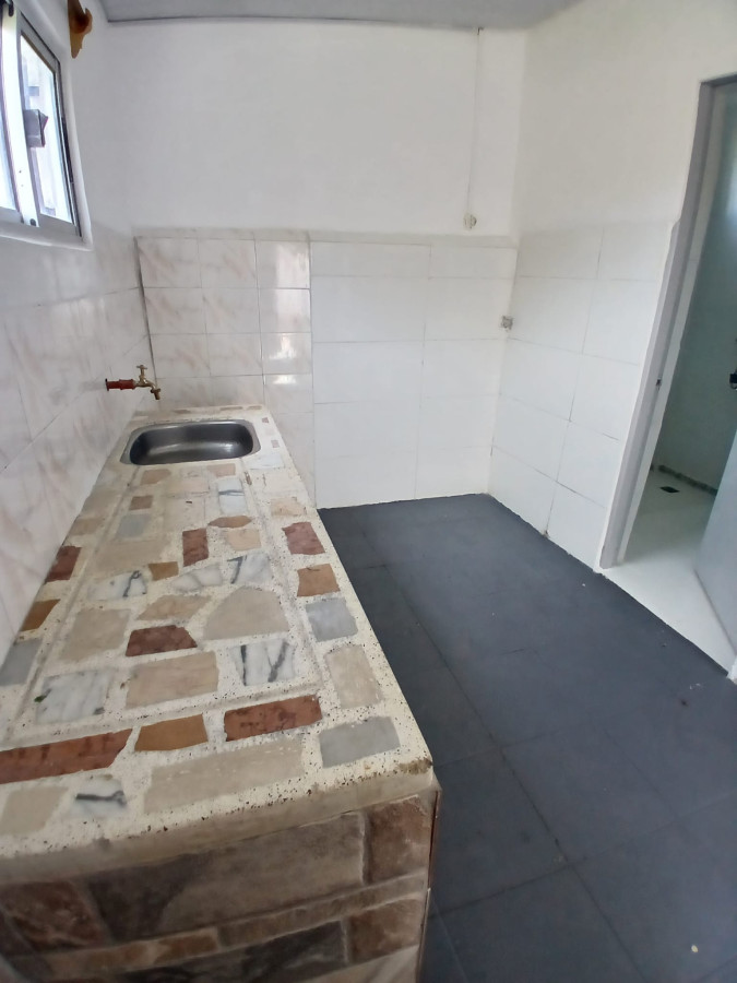 Casa ID.348 - Casa en PH con 2 dormitorios y amplio fondo