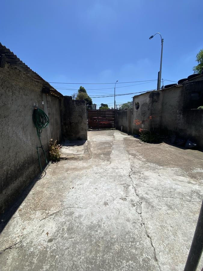 Casa ID.48 - Casa 3 dorm 2 baños a la venta en Sayago, amplio Terreno