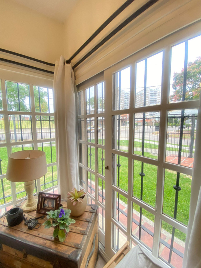 Casa ID.419 - Casa de 3 dormitorios con parrillero, terraza y jardín cerca de Plaza Italia Shopping