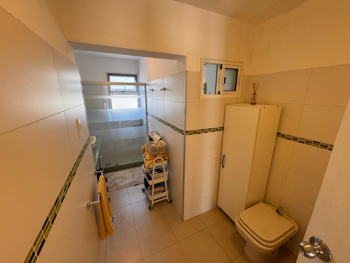 Casa ID.297 - Casa en PH 3 dormitorios y 2 baños en Venta en Buceo