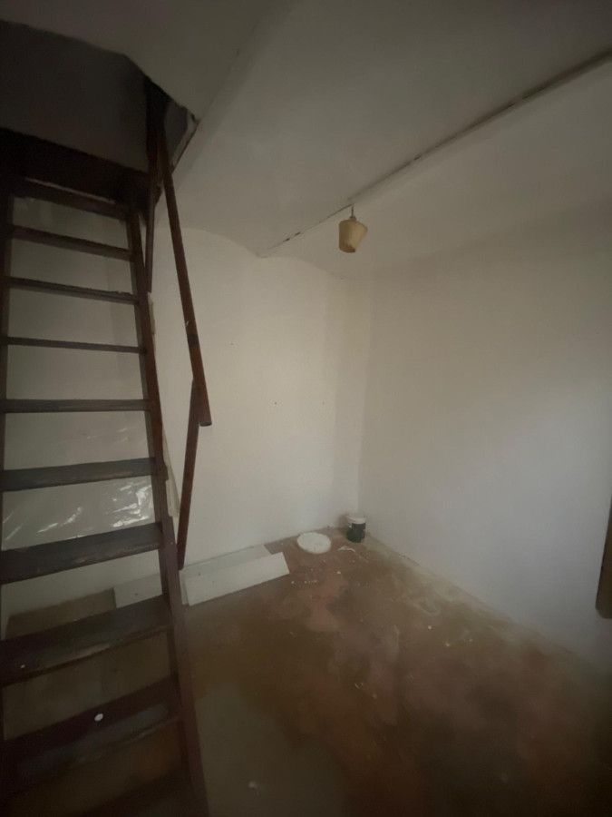 Casa ID.251 - En Cordón Casa en Propiedad Única en Venta 