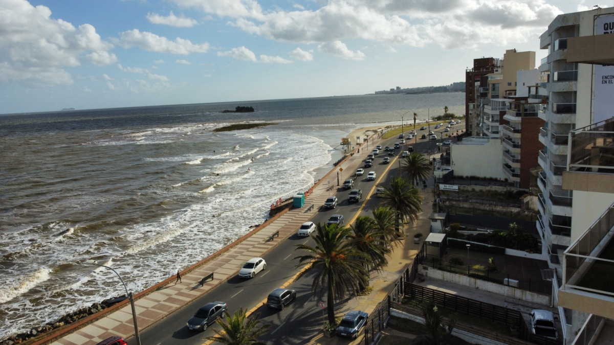 Casa ID.416 - Espectacular padron en Malvin.