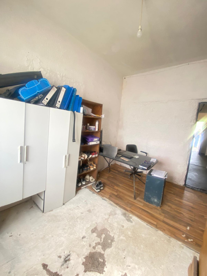 Casa ID.424 - Casa independiente con cochera en alquiler 2 dormitorios.