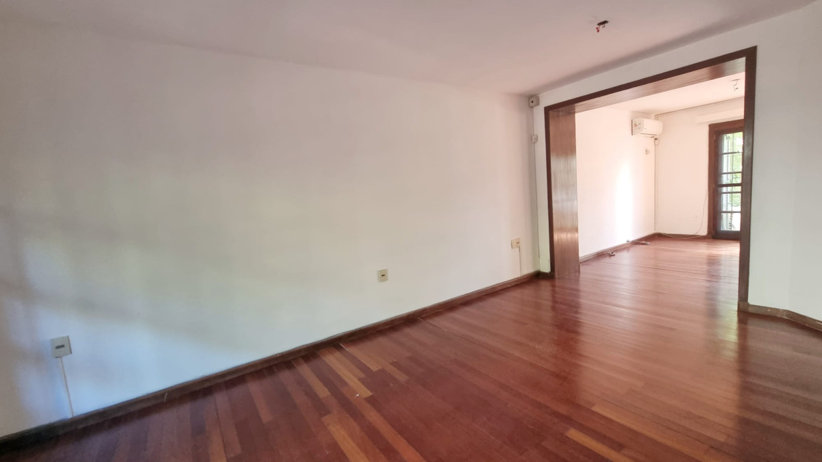 Casa ID.329 - Hermosa casa de 3 dormitorios en Venta y Alquiler en Carrasco
