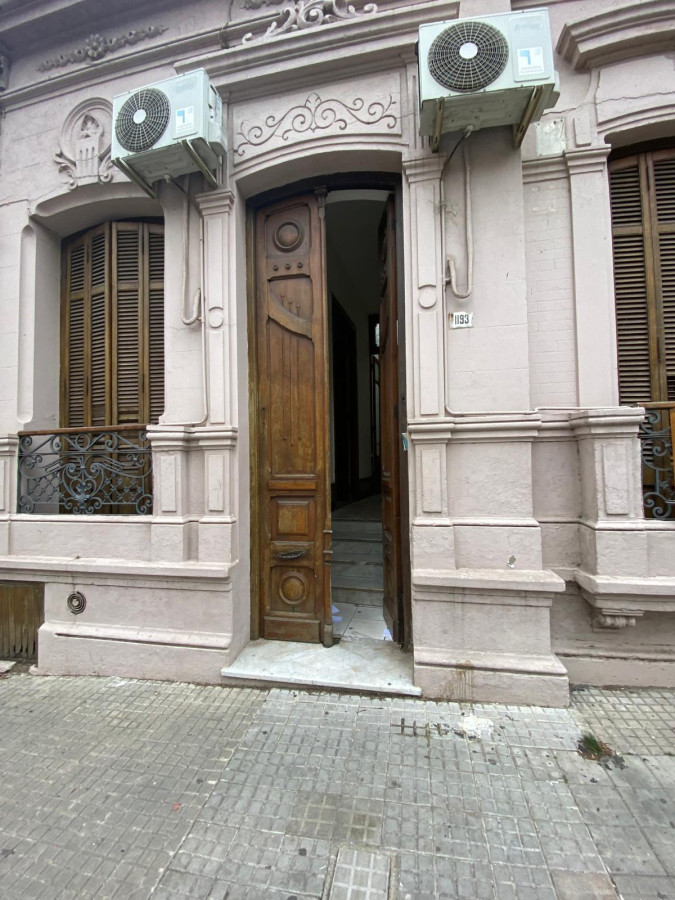 Casa ID.251 - En Cordón Casa en Propiedad Única en Venta 
