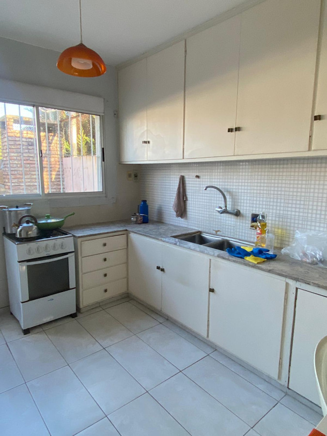 Casa ID.321 - Hermosa Casa en PU en Malvin 5 dorm y 2 baños con gge doble