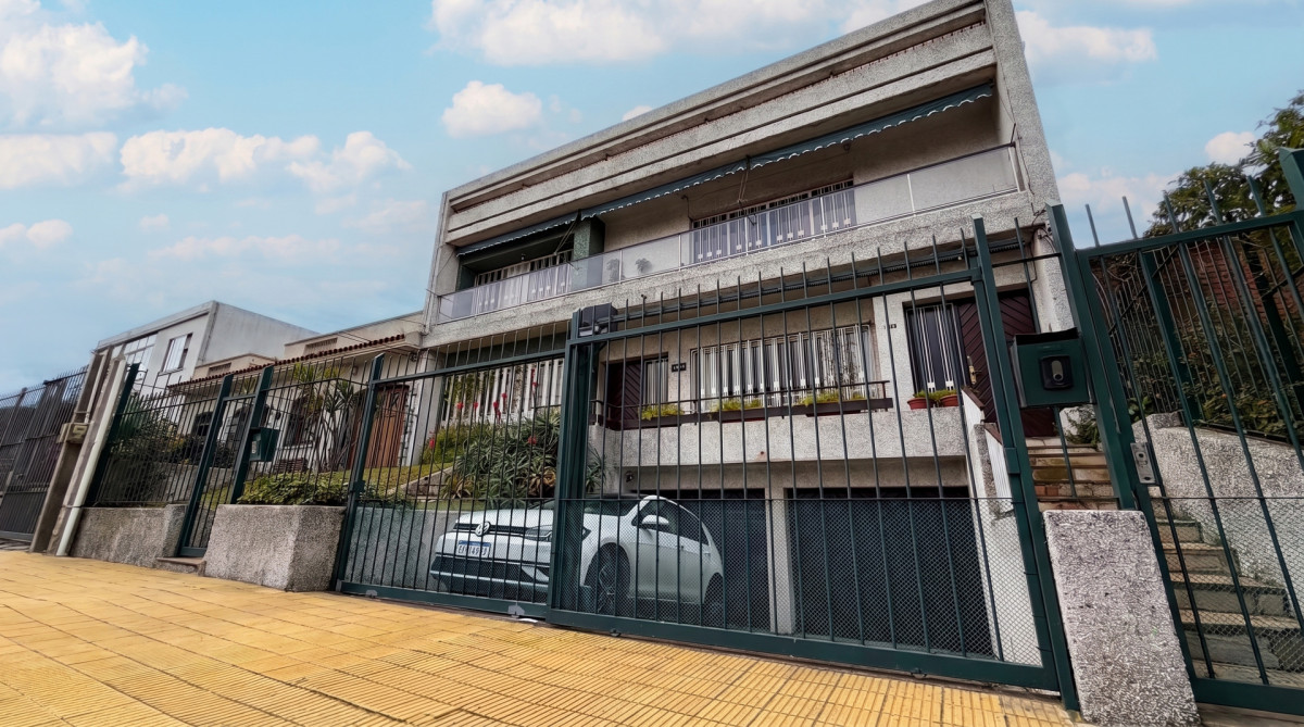Casa ID.464 - Hermosa Casa a la venta en PH en Malvin