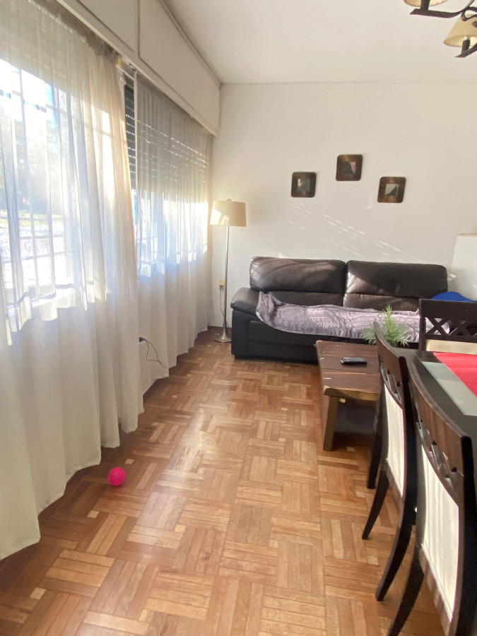 Casa ID.321 - Hermosa Casa en PU en Malvin 5 dorm y 2 baños con gge doble