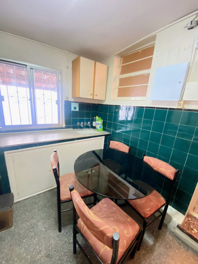 Casa ID.447 - Casa de dos plantas | Buceo | 2 dorm. | 2 baños | Garage