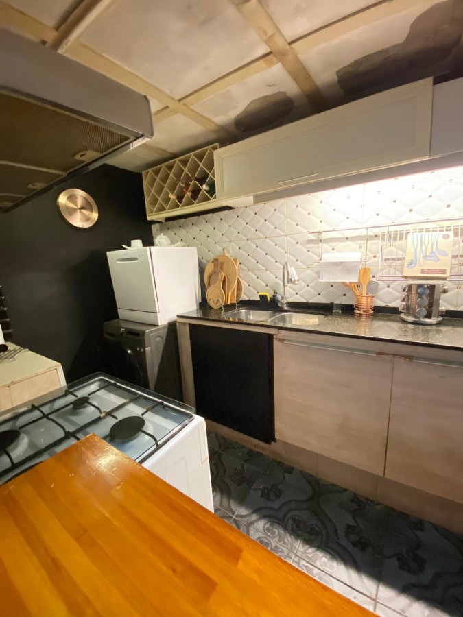 Casa ID.324 - Casa en Venta 3 dorm y azotea con Parrillero en La Comercial