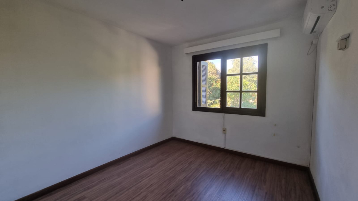 Casa ID.329 - Hermosa casa de 3 dormitorios en Venta y Alquiler en Carrasco