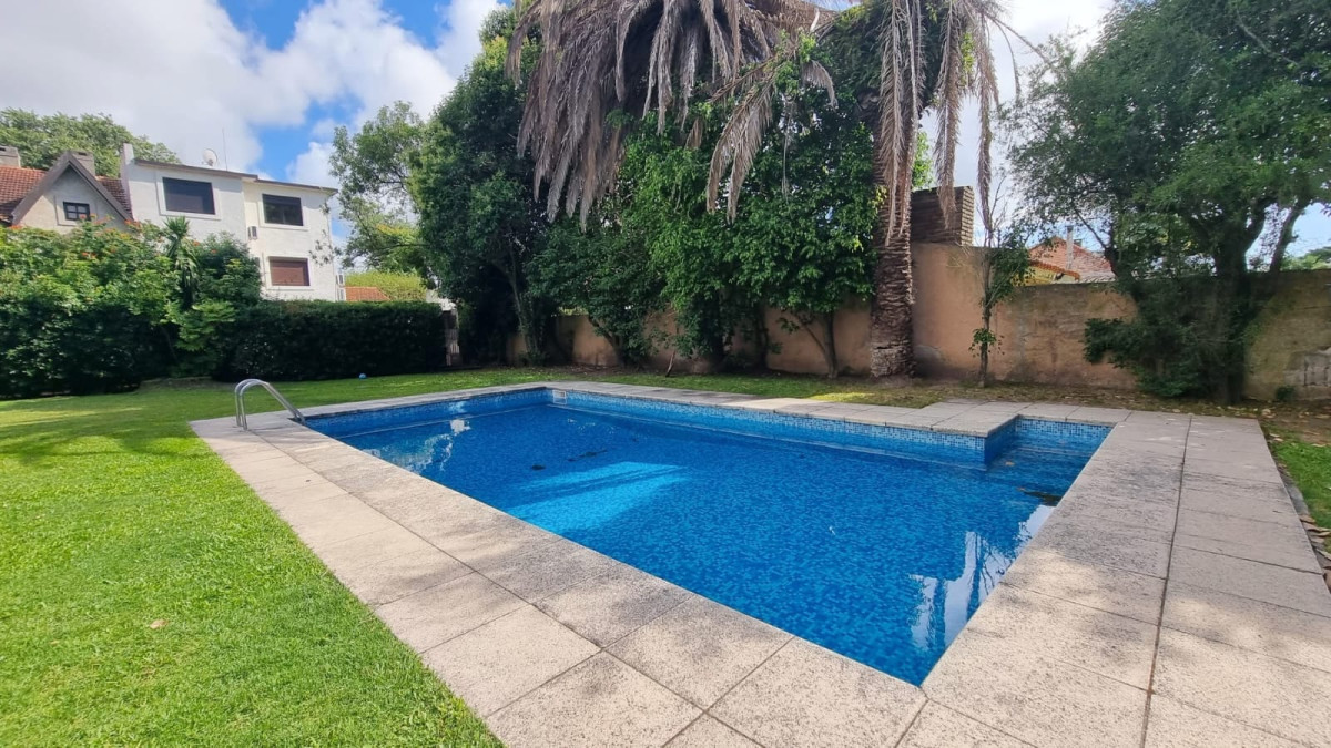 Casa ID.329 - Hermosa casa de 3 dormitorios en Venta y Alquiler en Carrasco