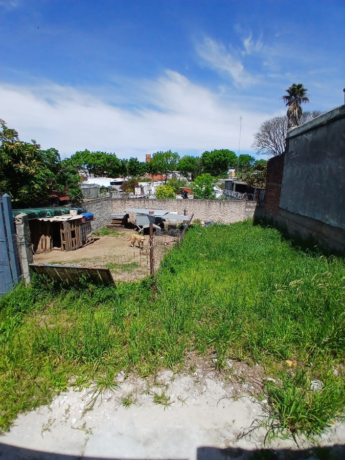 Casa ID.348 - Casa en PH con 2 dormitorios y amplio fondo