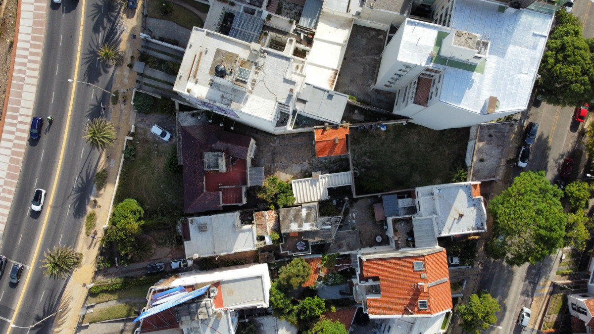 Casa ID.416 - Espectacular padron en Malvin.