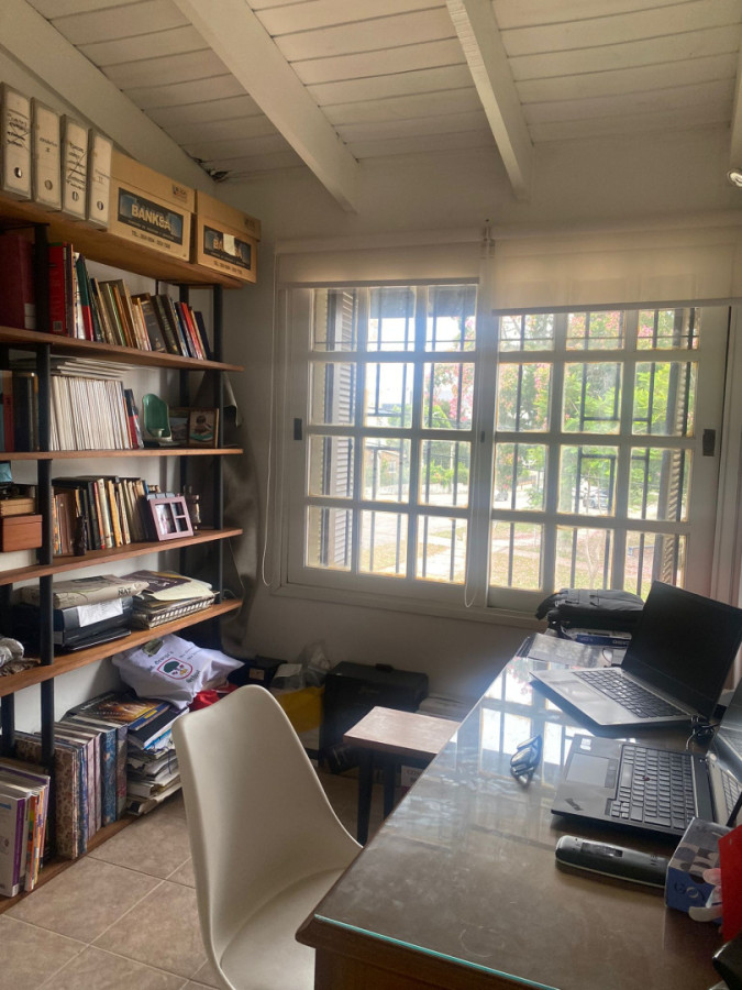 Casa ID.419 - Casa de 3 dormitorios con parrillero, terraza y jardín cerca de Plaza Italia Shopping