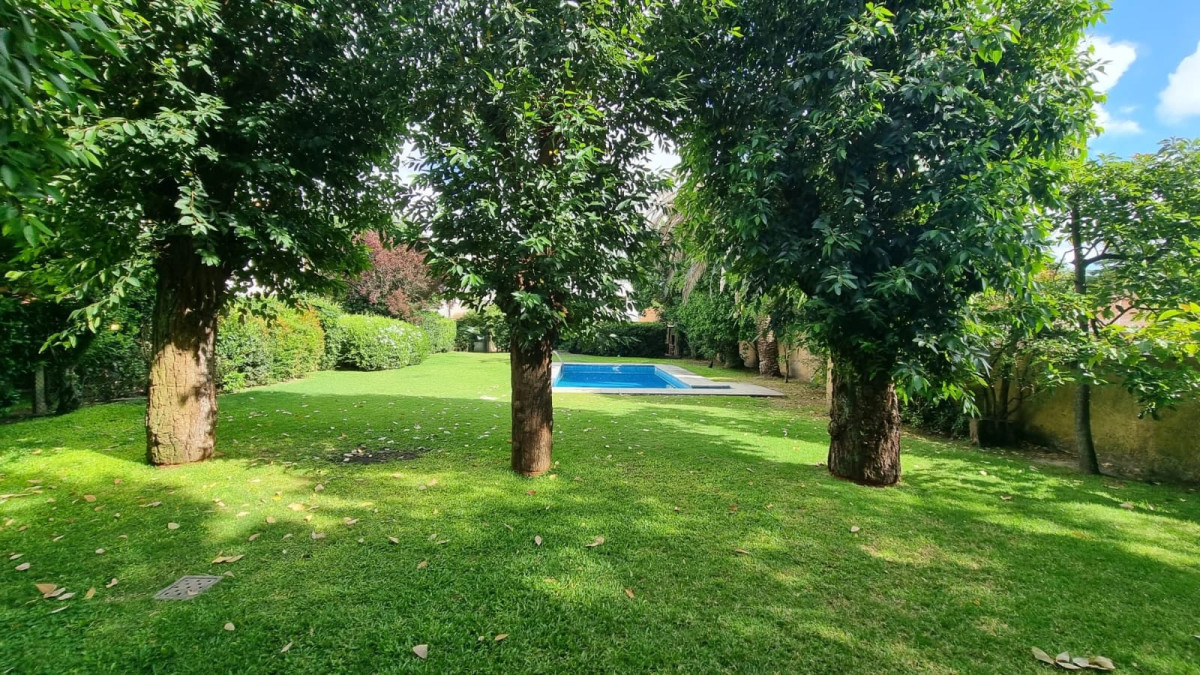 Casa ID.329 - Hermosa casa de 3 dormitorios en Venta y Alquiler en Carrasco
