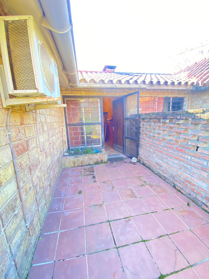 Casa ID.322 - En Venta Pinamar Sur 2 dorm a una cuadra del mar
