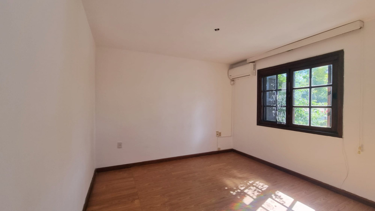 Casa ID.329 - Hermosa casa de 3 dormitorios en Venta y Alquiler en Carrasco