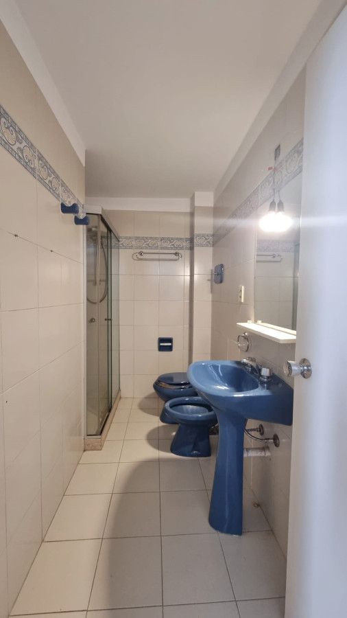 Casa ID.329 - Hermosa casa de 3 dormitorios en Venta y Alquiler en Carrasco