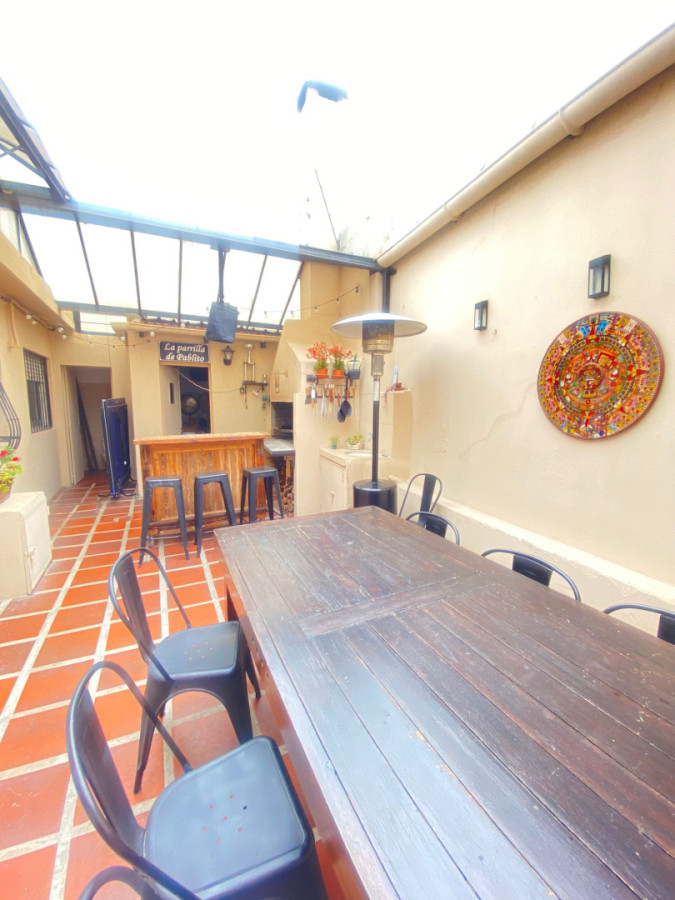 Casa ID.419 - Casa de 3 dormitorios con parrillero, terraza y jardín cerca de Plaza Italia Shopping