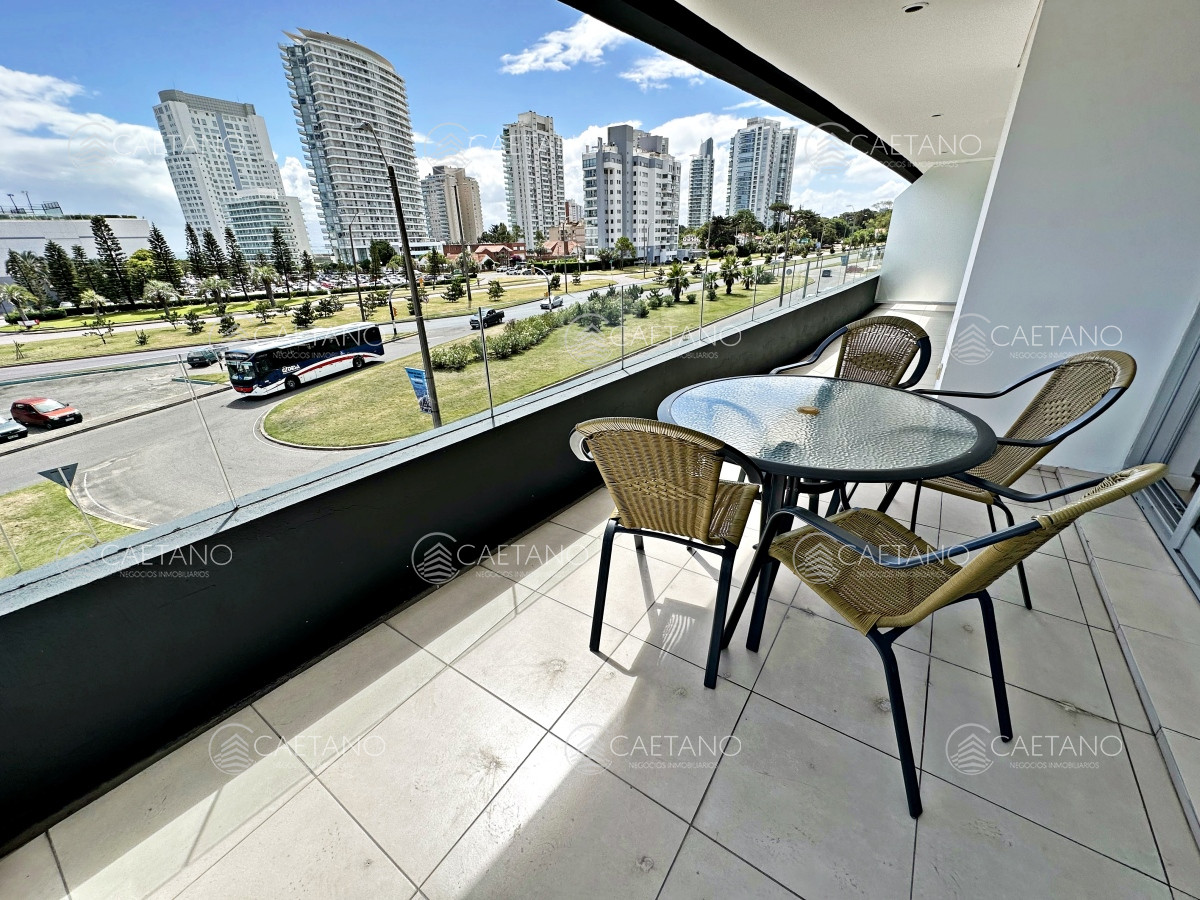 Apartamento en venta 3 dormitorios en Punta del Este.