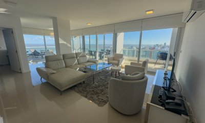 Hermoso Penthouse en Icon Brava!
