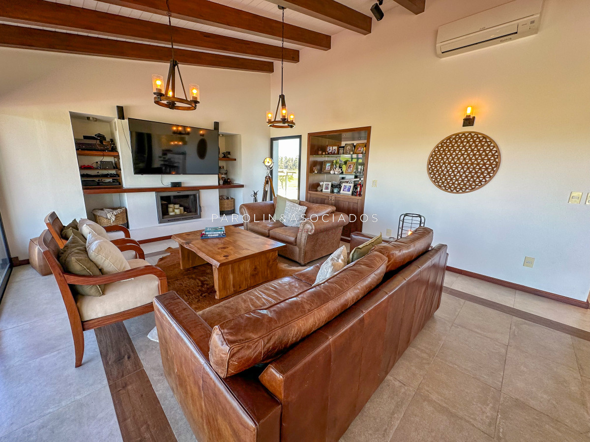 Laguna de los Cisnes - GoPunta - Portal Inmobiliario de Punta del Este - Maldonado