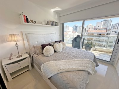 Apartamento ID.2896 -  VENTA  BRAVA Departamento en excelente estado con vistas al mar