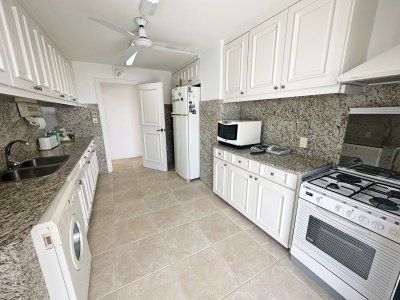 Apartamento ID.2558 -  VENTA Penthouse en primera linea de Playa Mansa